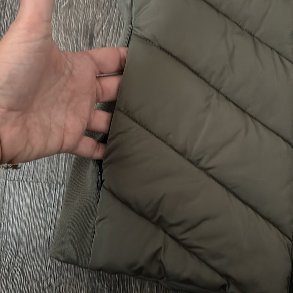 Zara Women's Puffer Vest in Olive - Picture 7 of 10